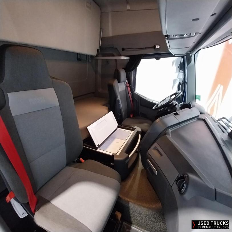 Renault Trucks T 440