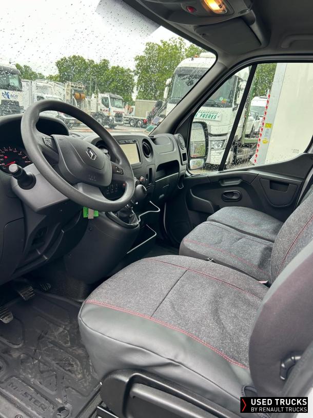 Renault Trucks Master 145