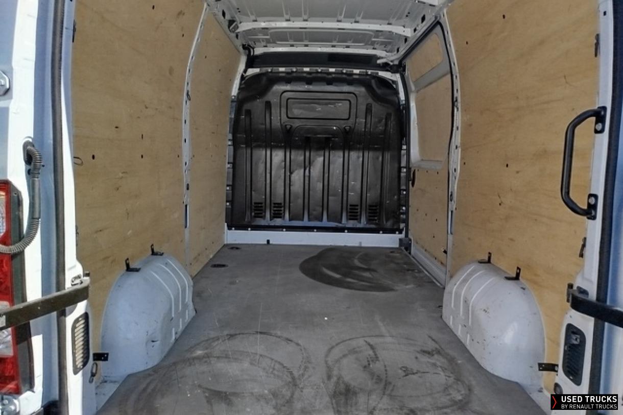 Renault Master 135