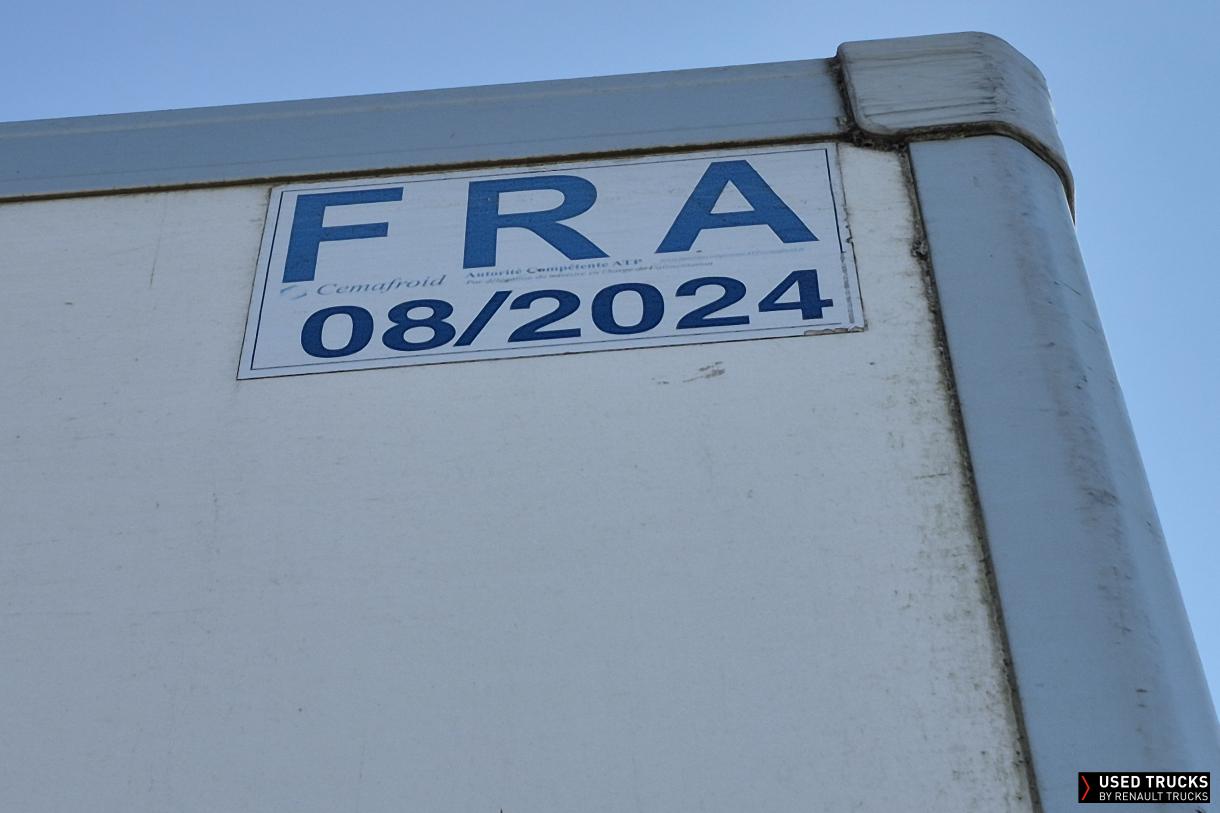 Renault Trucks Premium Distribution 270