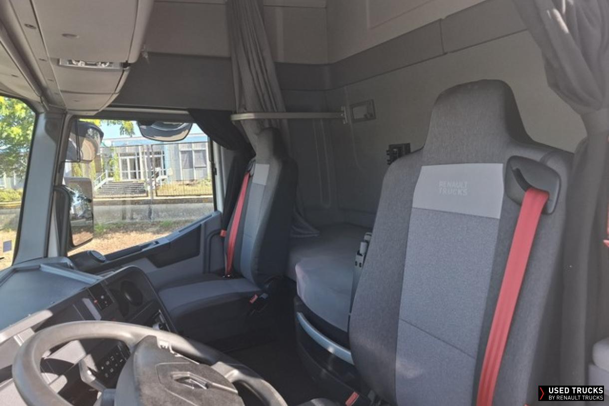 Renault Trucks T 440