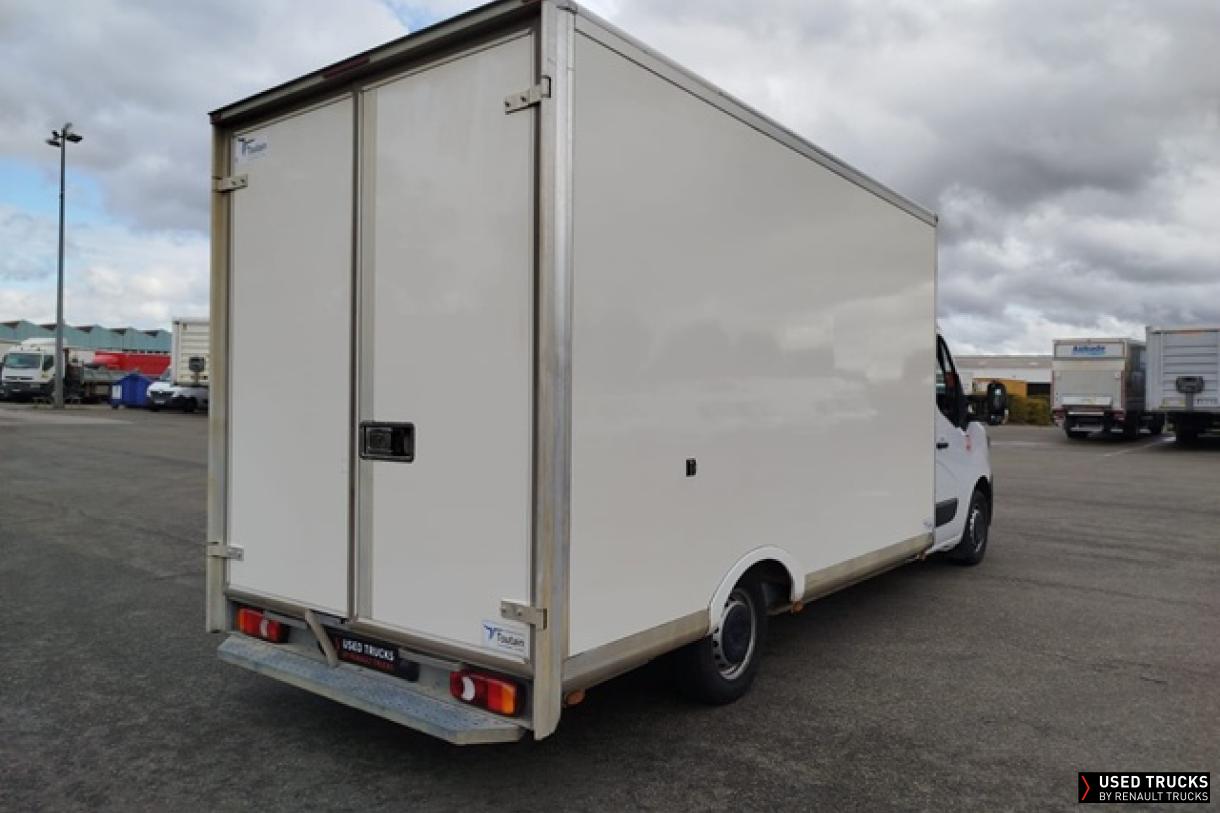 Renault Trucks Master 165