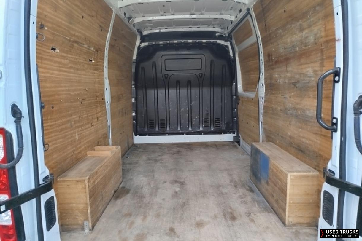 Renault Master 135