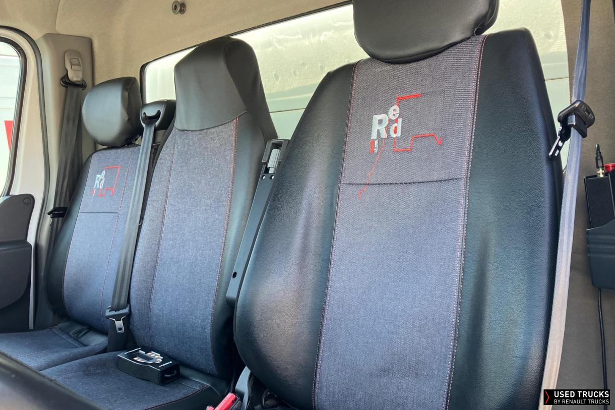 Renault Trucks Master 165