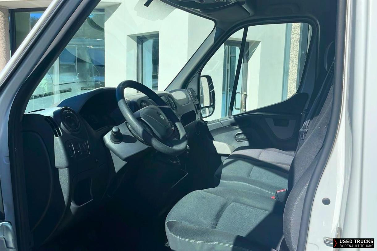 Renault Trucks Master 145