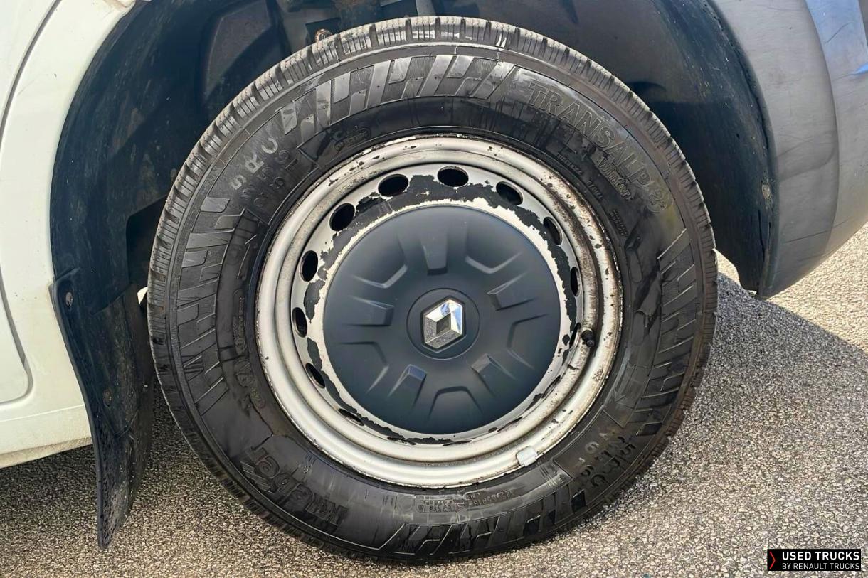 Renault Trucks Master 145