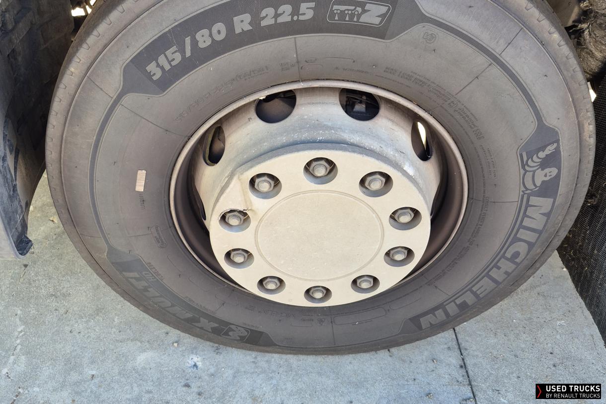 Renault Trucks Premium Distribution 270