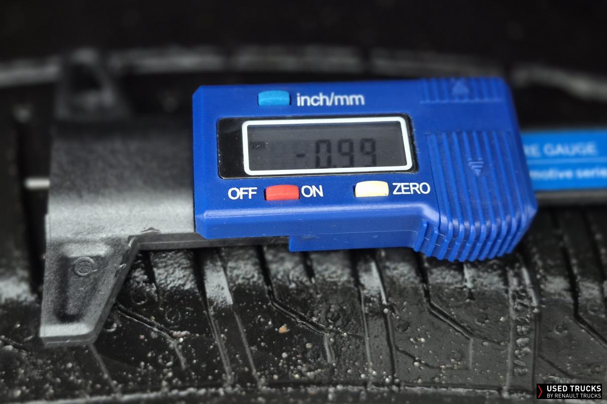 Renault Trucks Master 165