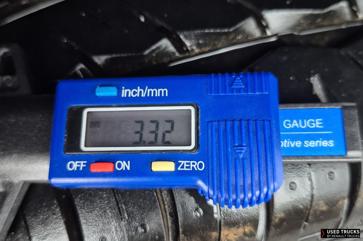 Renault Trucks Master 135