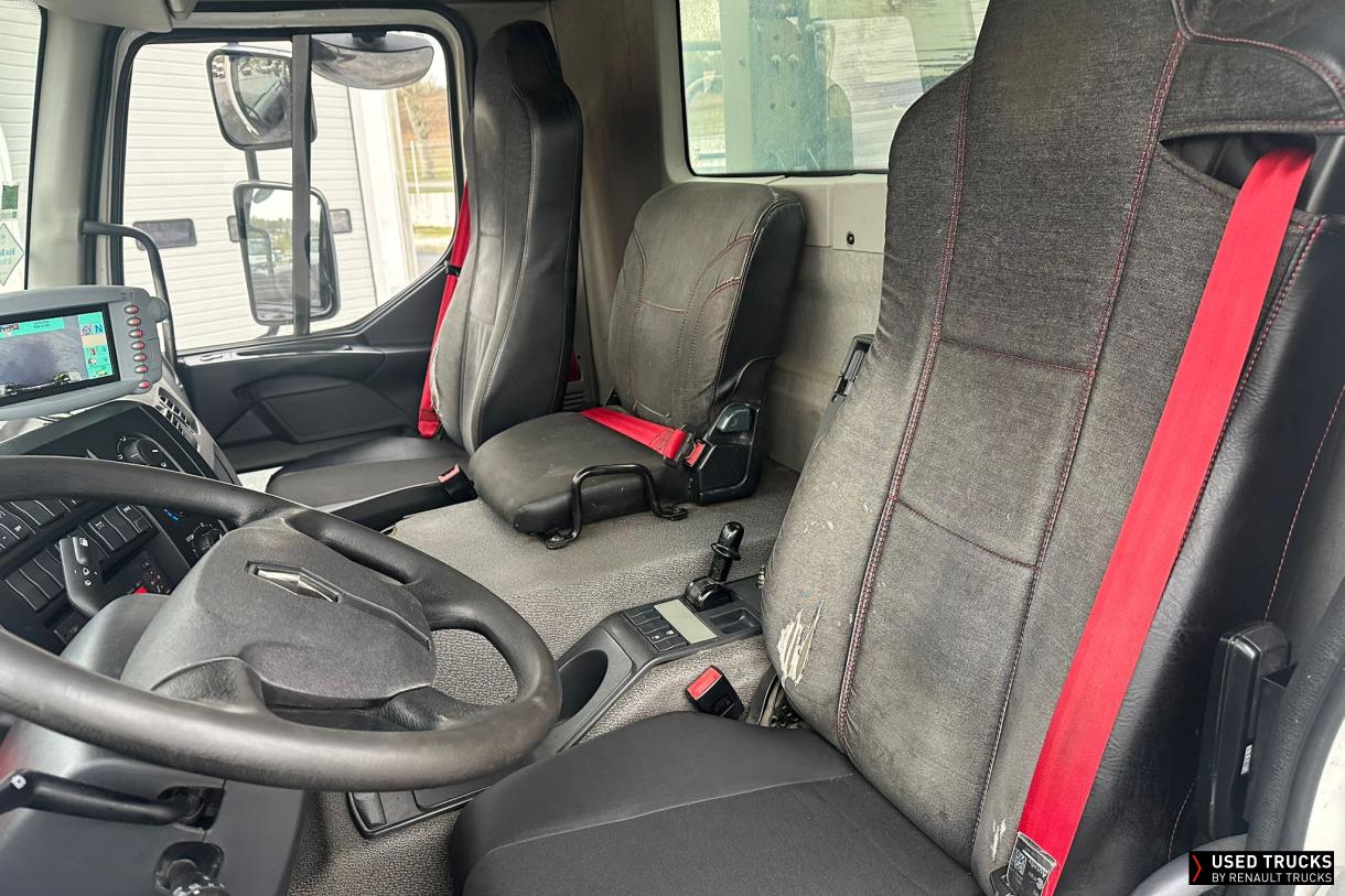 Renault Trucks D Wide 380