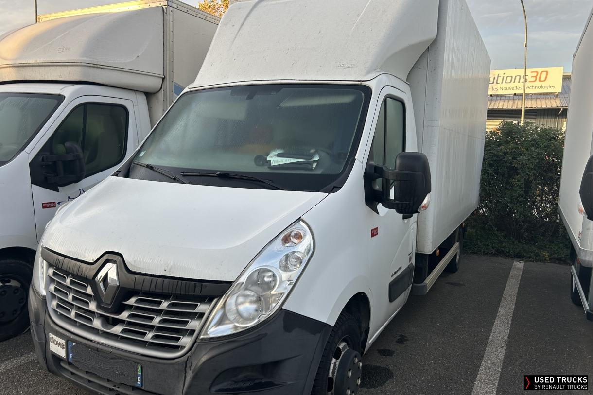 Renault Trucks Master 135