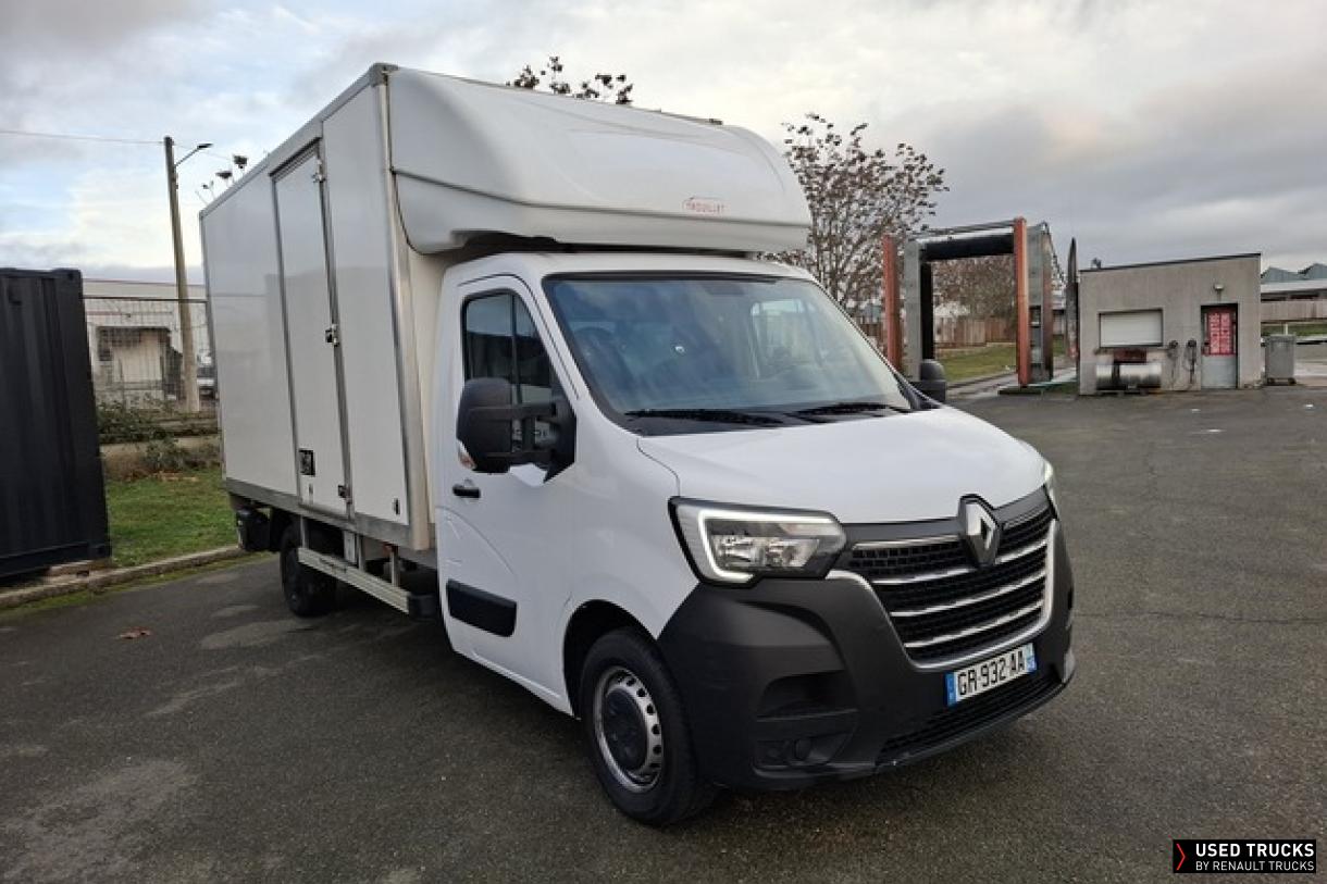 Renault Master 145