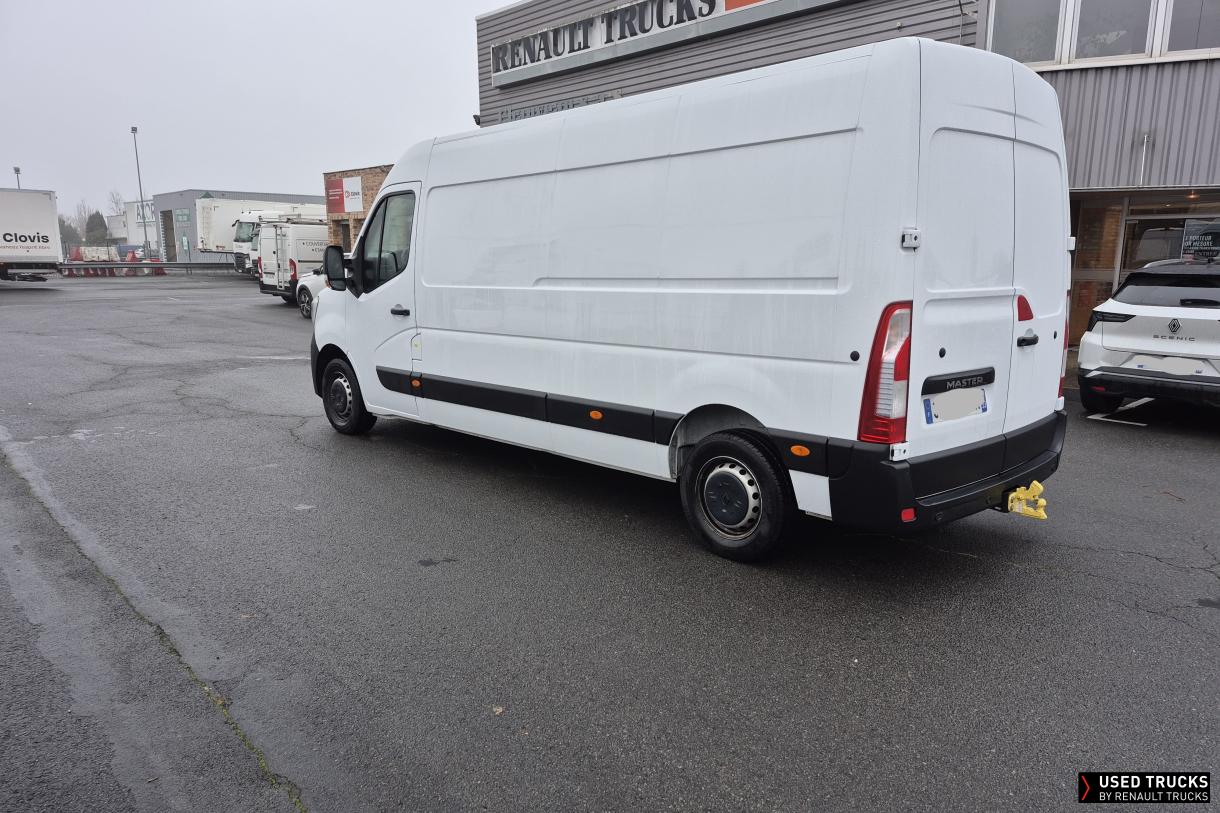 Renault Trucks Master 135
