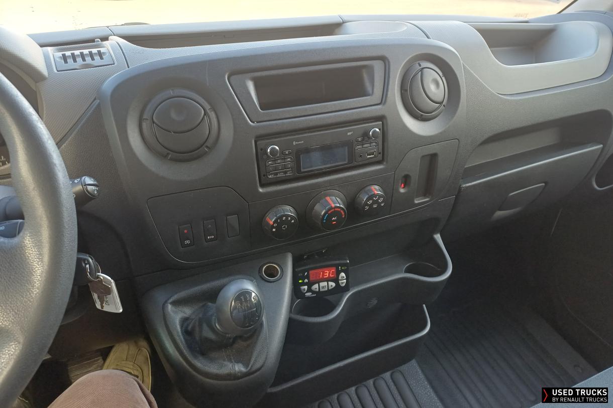 Renault Trucks Master 165