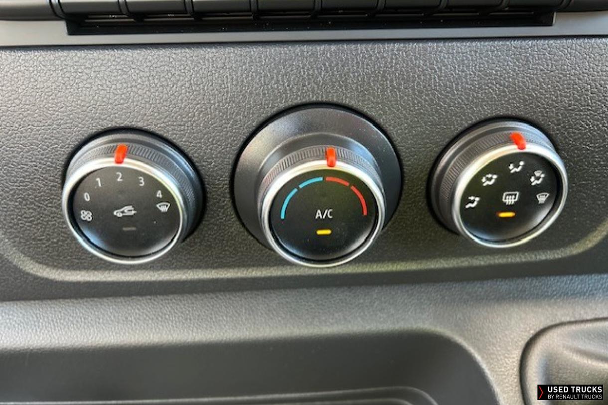 Renault Trucks Master 145