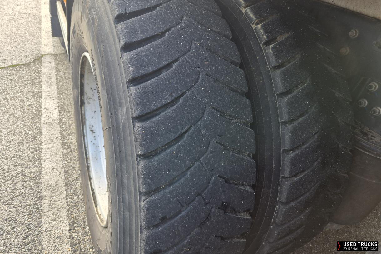 Renault Trucks C 440