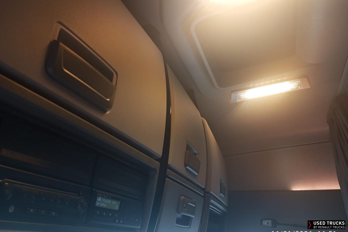 Renault Trucks T High 520