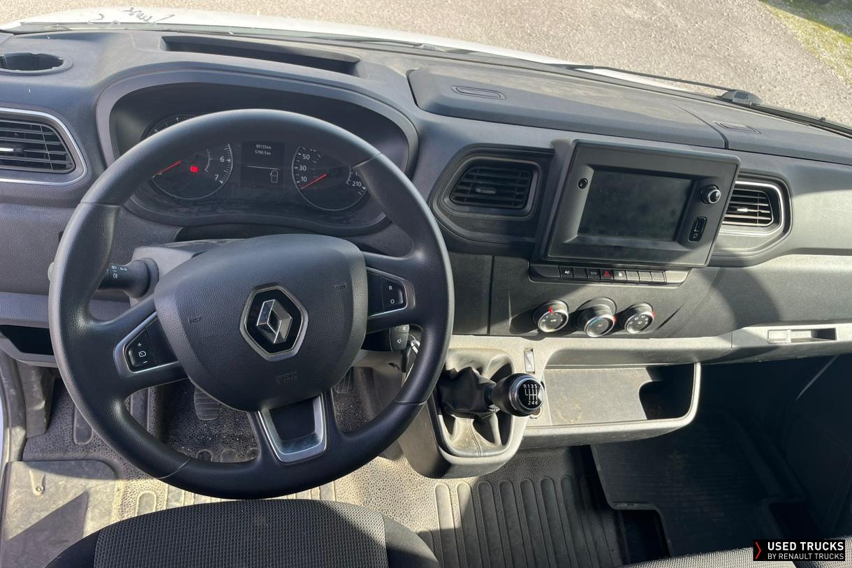 Renault Trucks Master 135