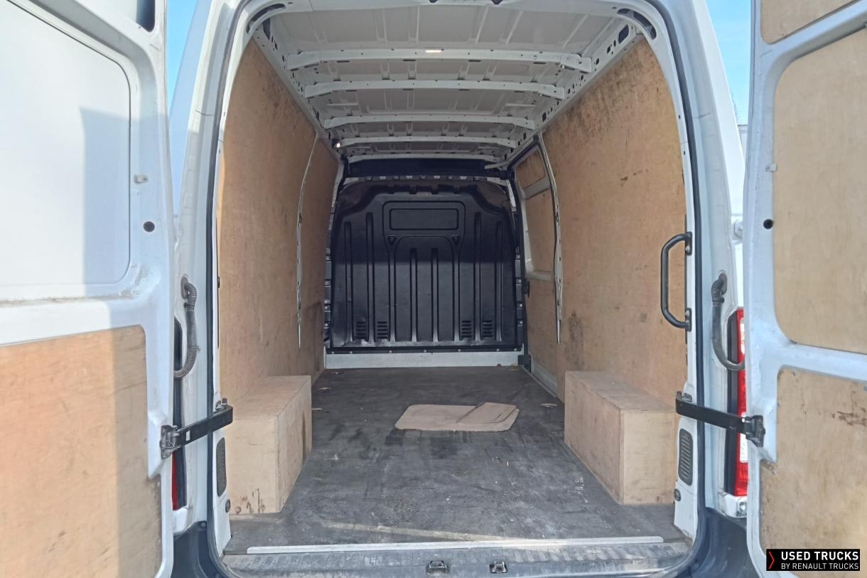 Renault Trucks Master 150