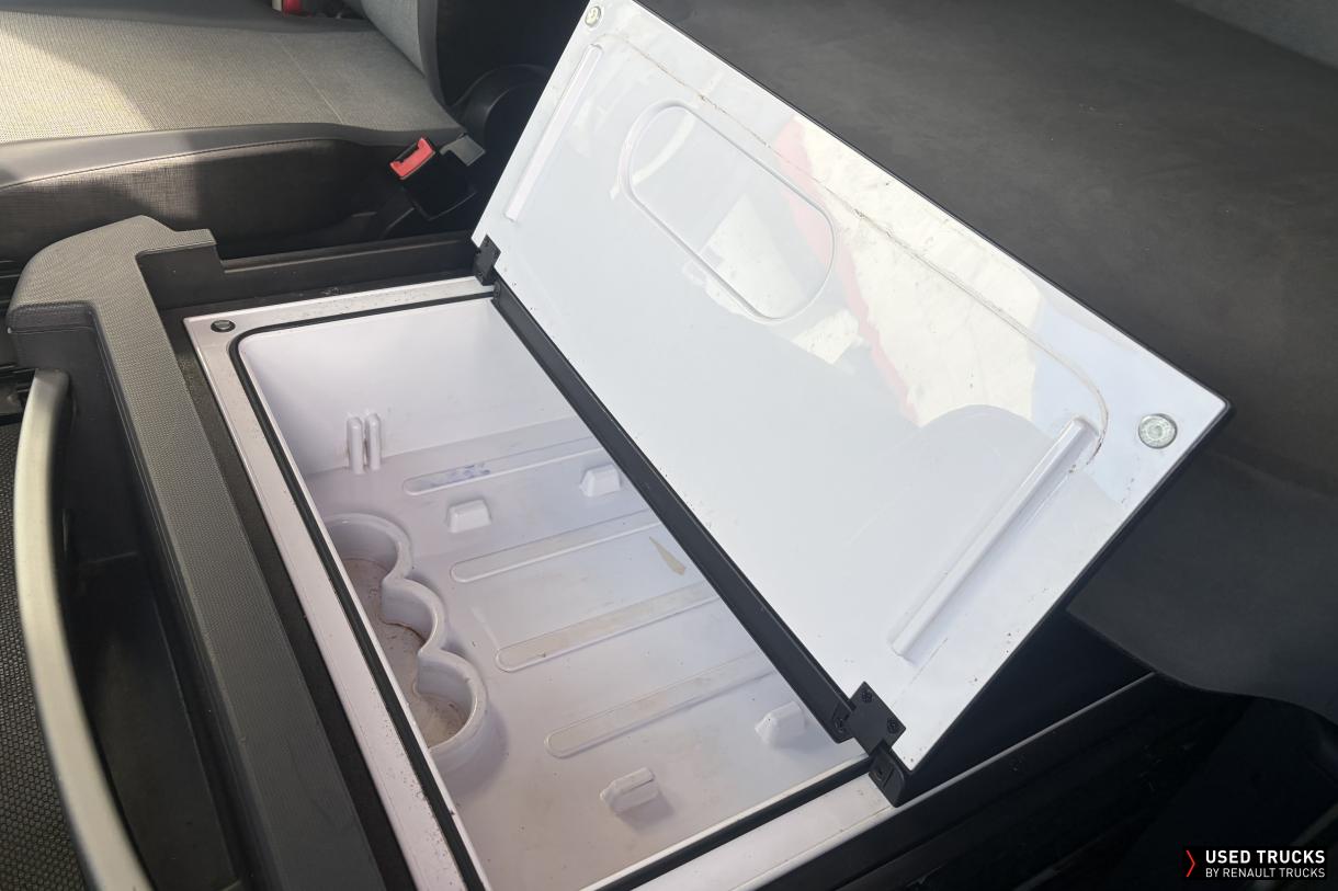 Renault Trucks T 440