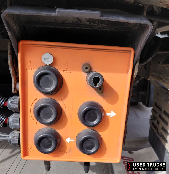 Renault Trucks D Wide 250