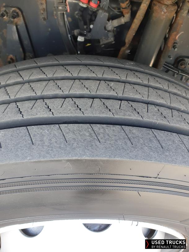 Renault Trucks T 440