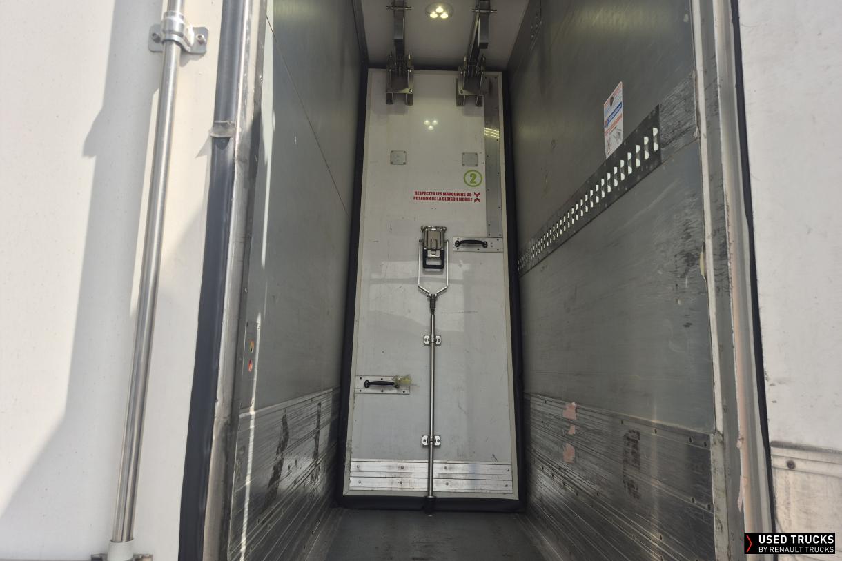 Renault Trucks D 240