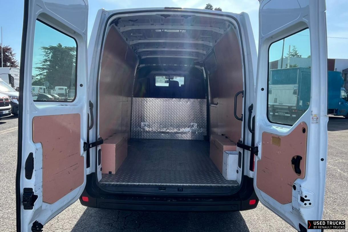 Renault Trucks Master 135