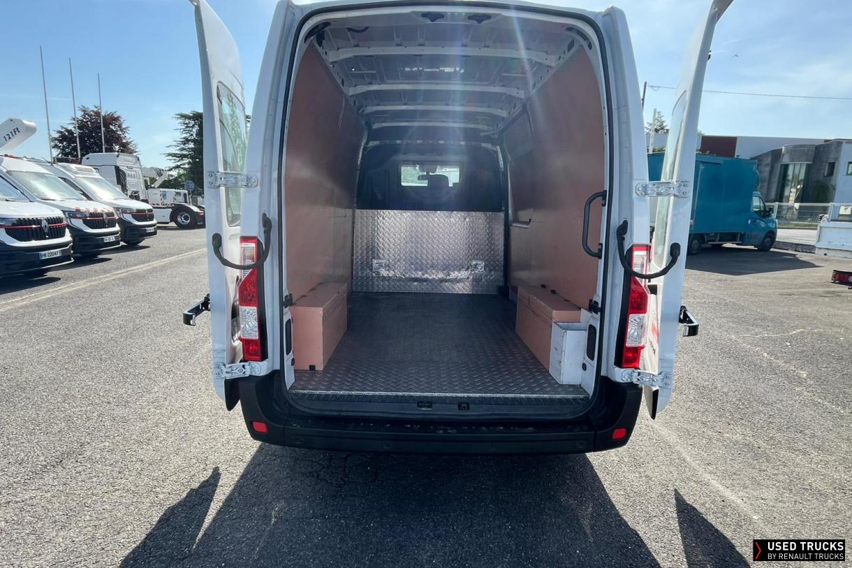 Renault Trucks Master 135