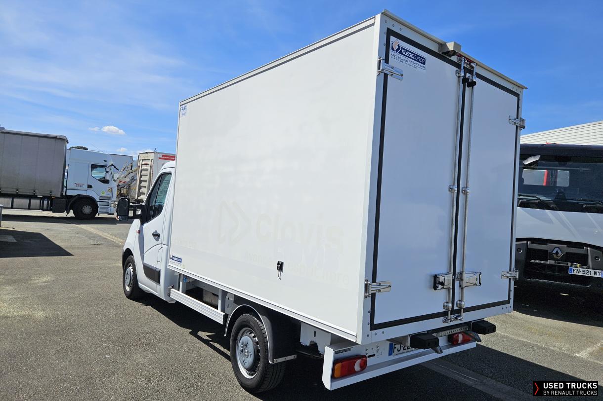 Renault Trucks Master 145