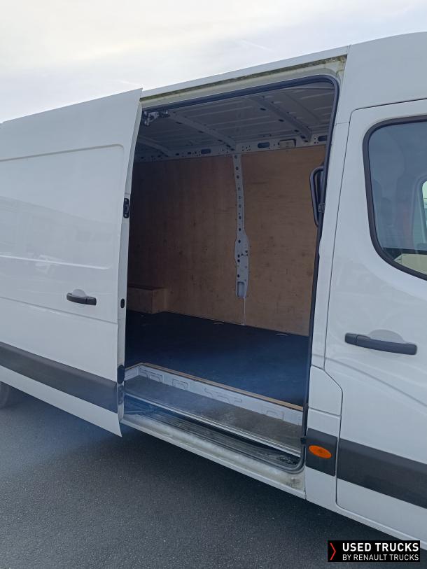 Renault Trucks Master 150