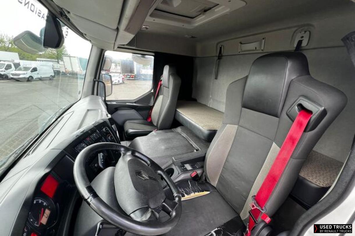 Renault Trucks D Wide 280