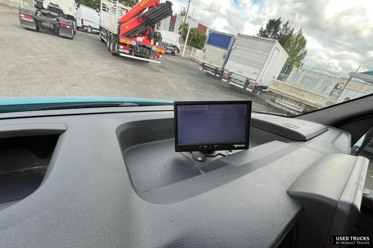 Renault Trucks Master 145
