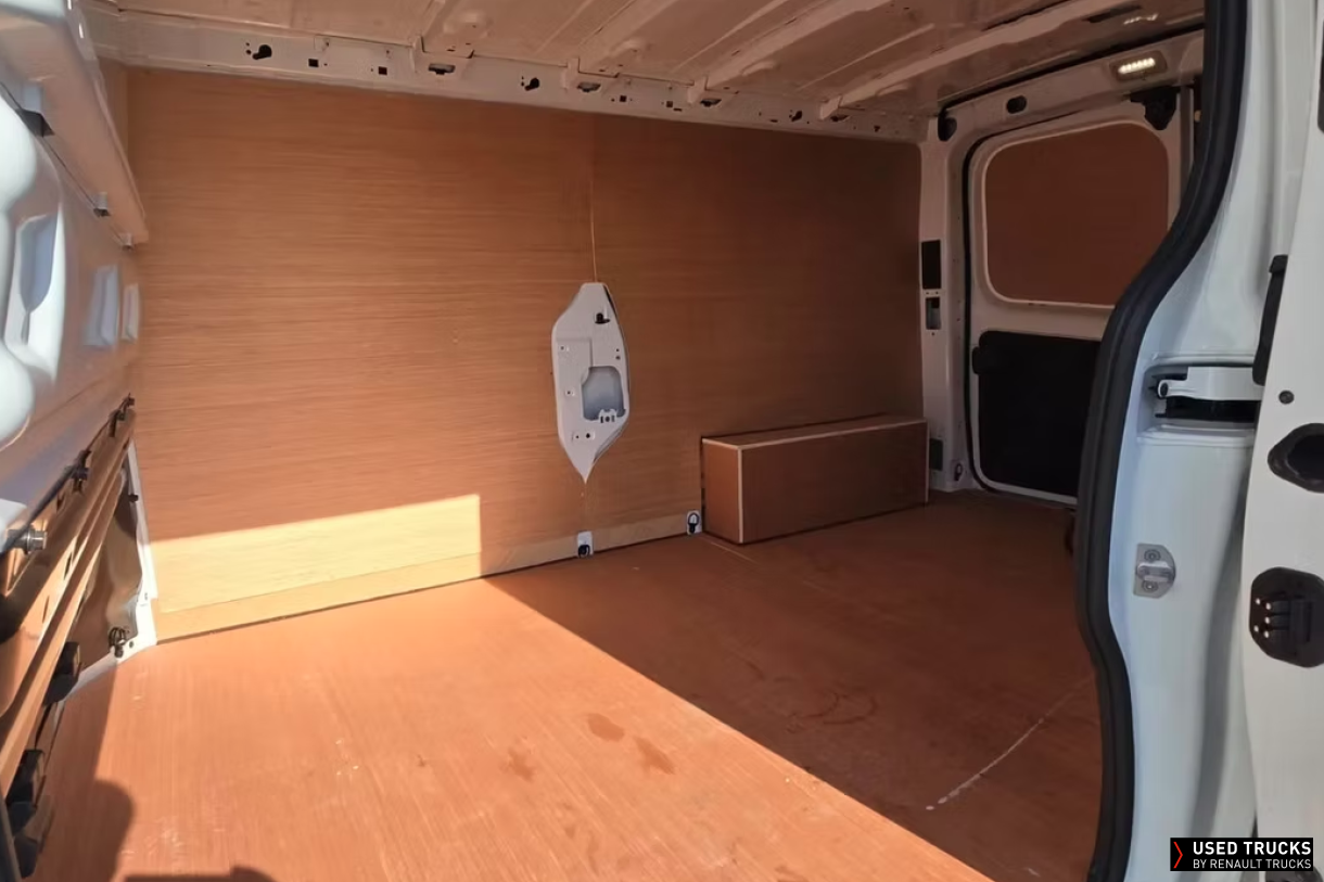 Renault Trucks Trafic 