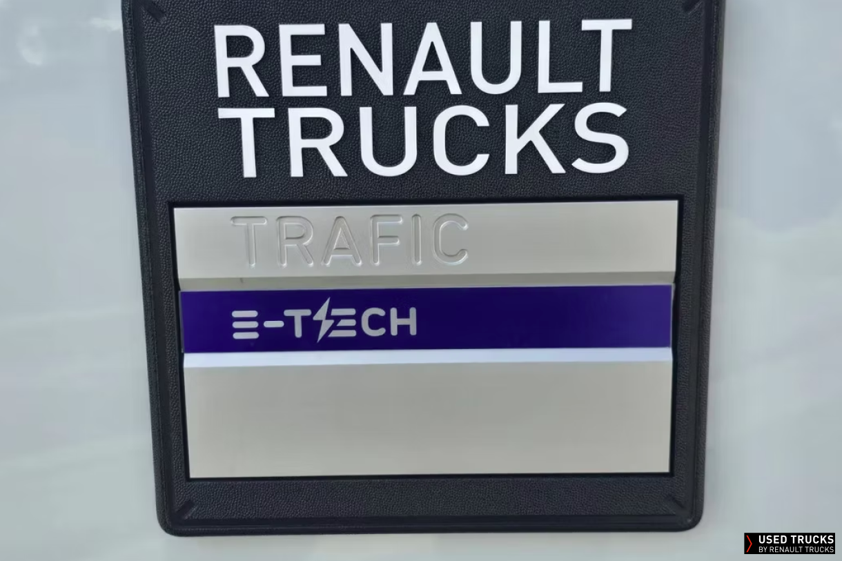 Renault Trucks Trafic 