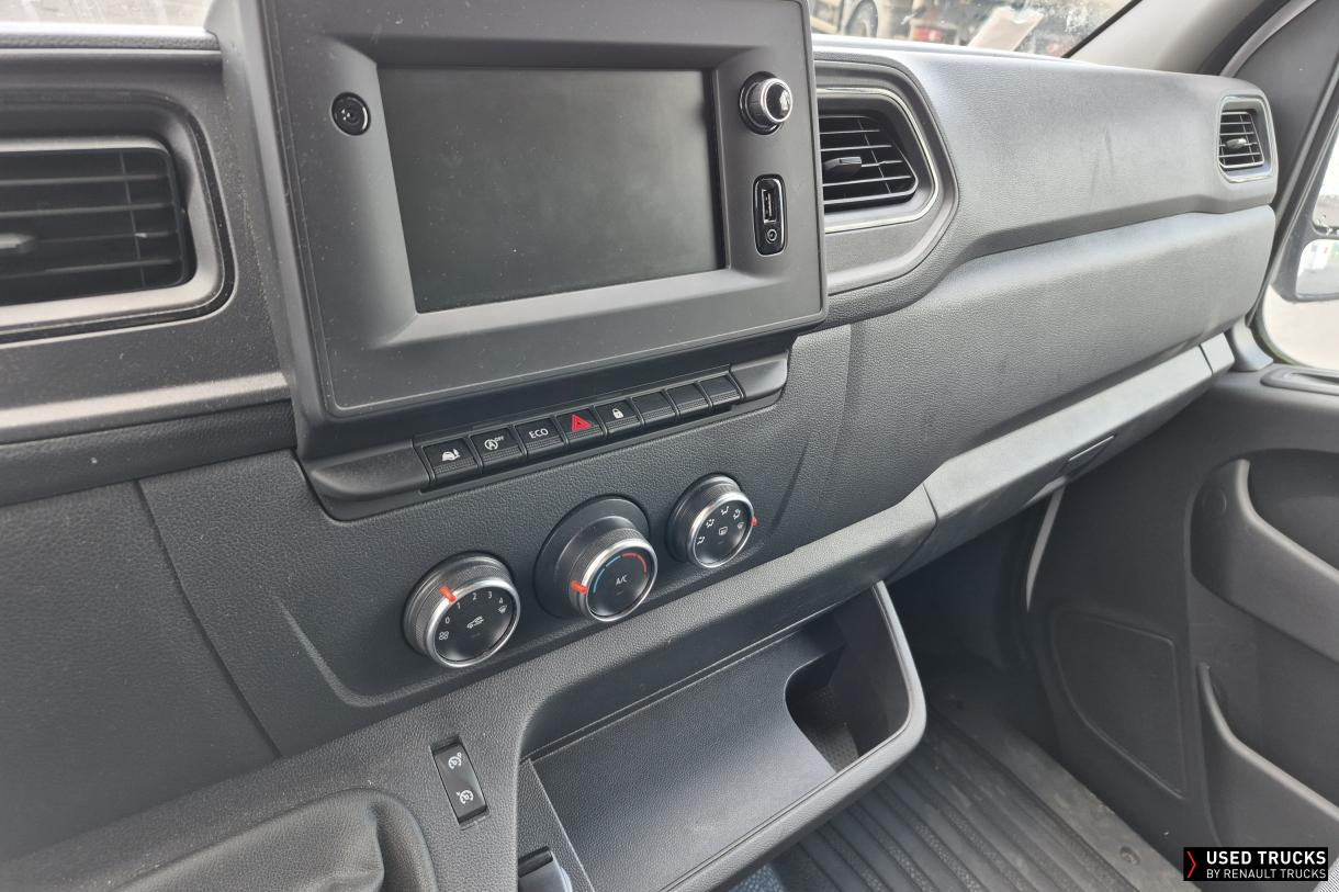Renault Master 145
