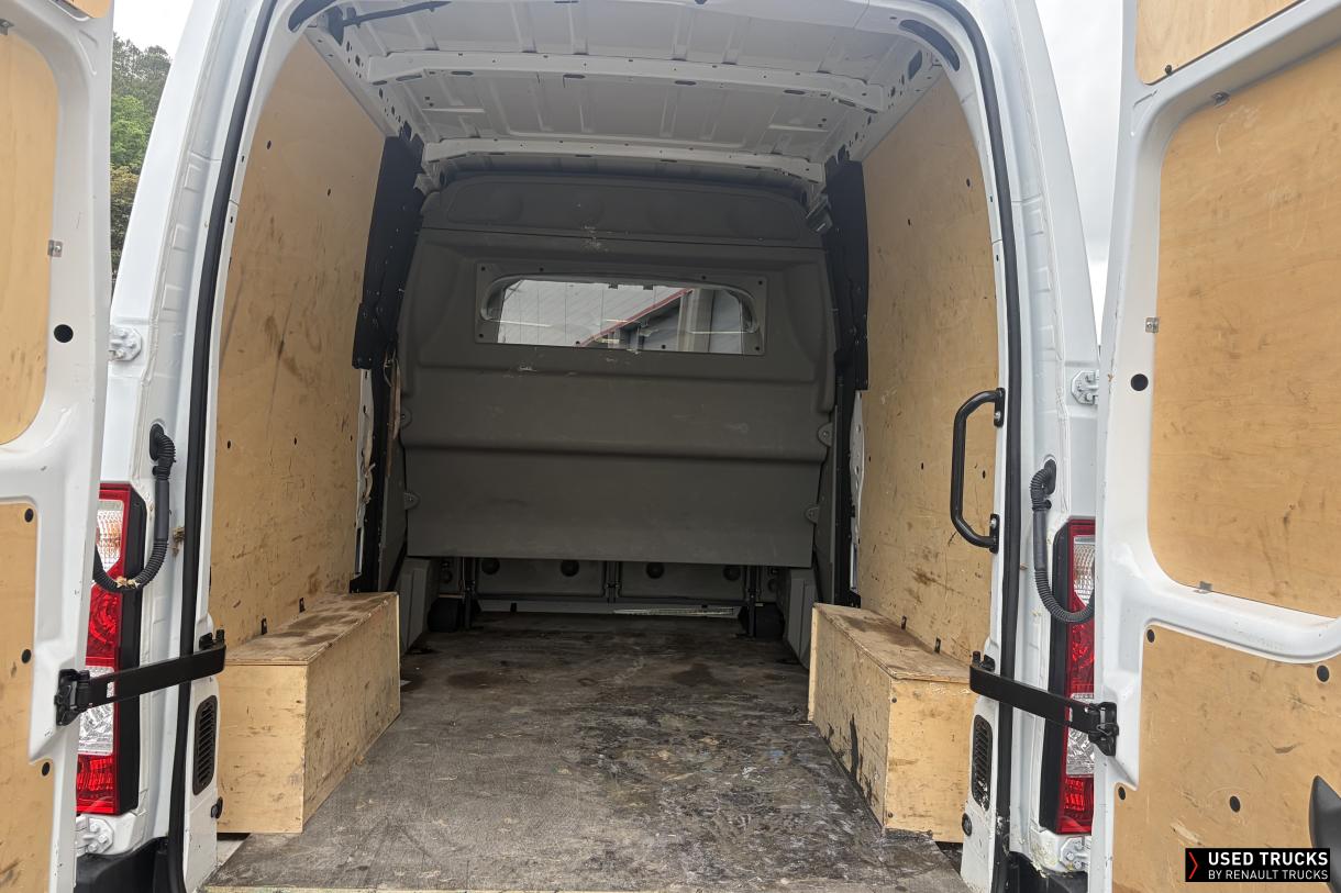 Renault Master 150