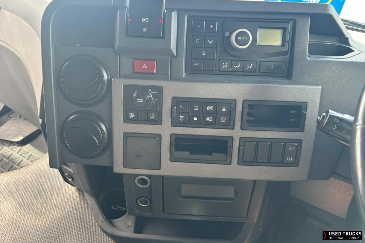 Renault Trucks T 440