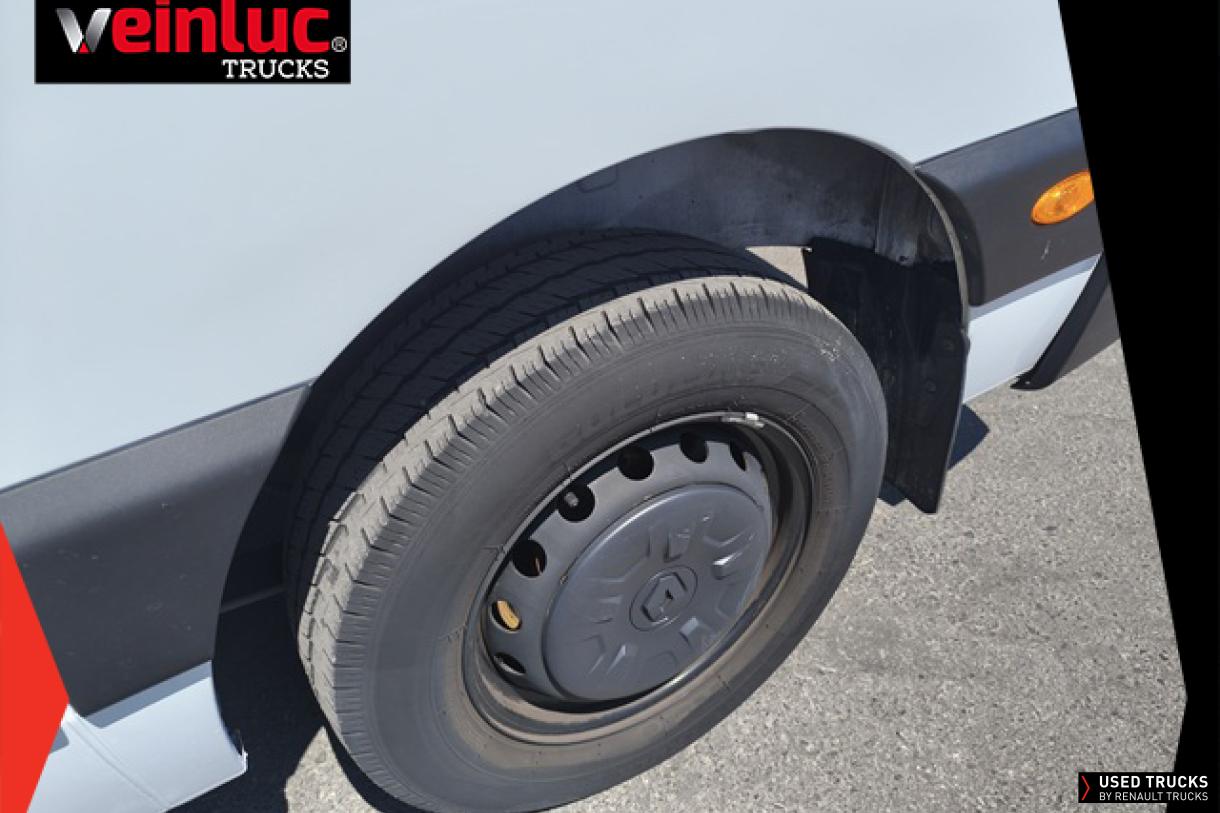 Renault Trucks Master 135