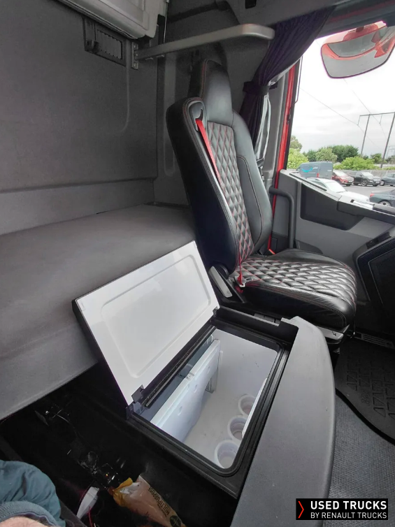 Renault Trucks T High 520