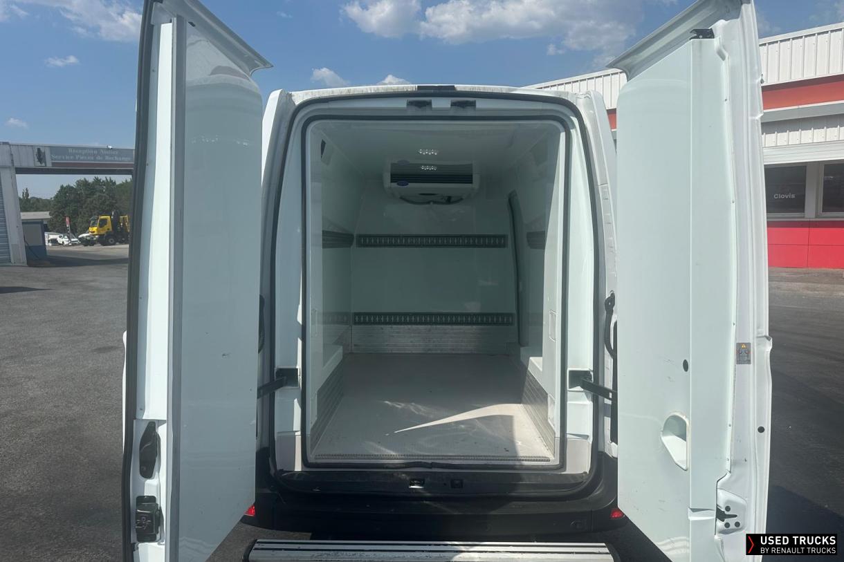 Renault Trucks Master 150