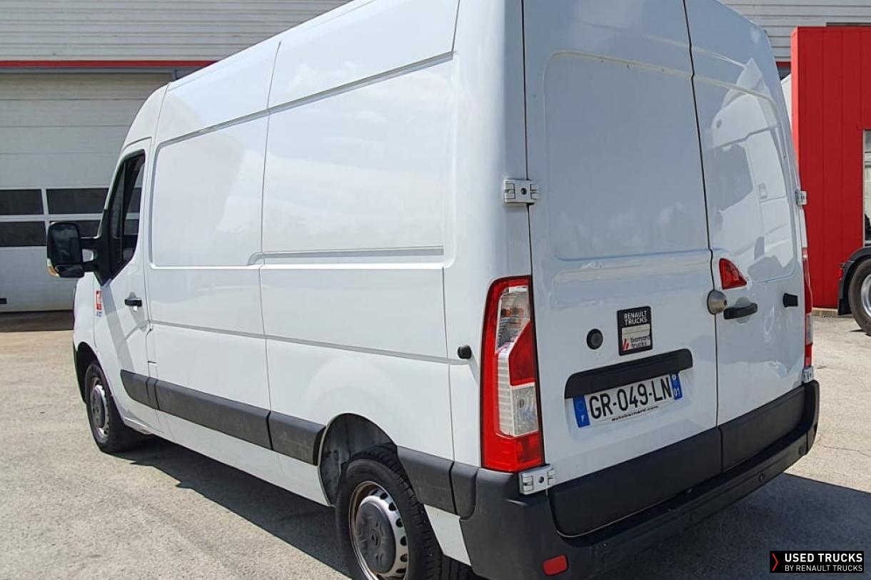 Renault Trucks Master 135
