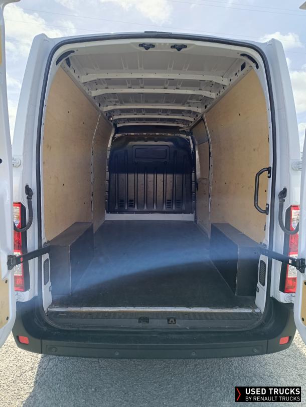 Renault Master 180