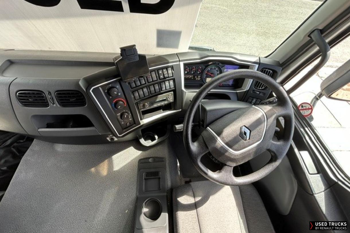 Renault Trucks D Wide 250