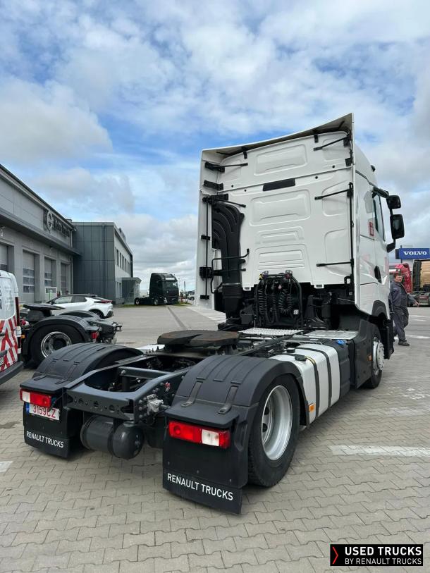 Renault Trucks T High 