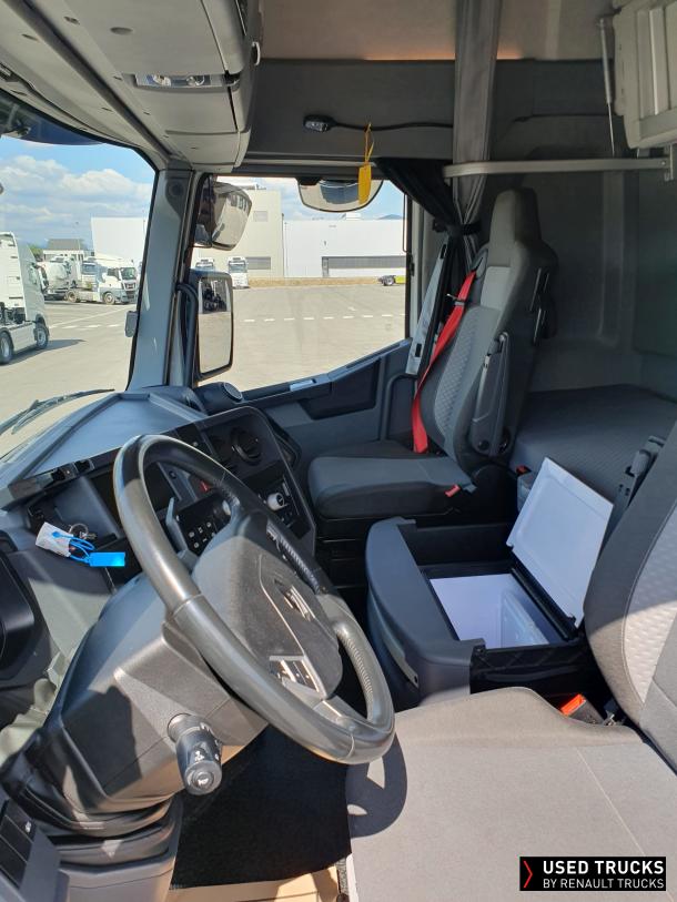 Renault Trucks T High 