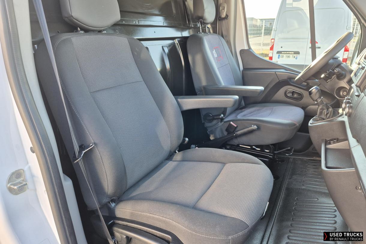 Renault Trucks Master 145