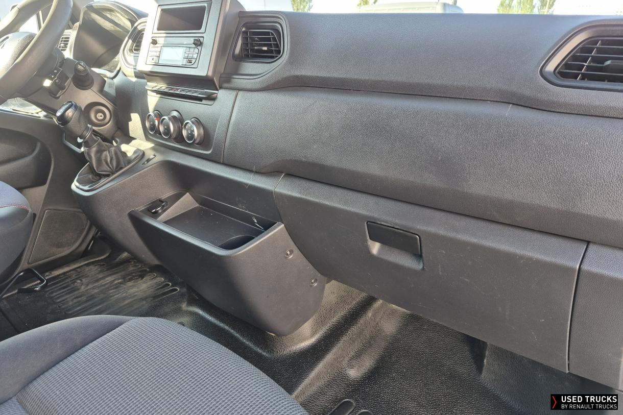 Renault Trucks Master 145
