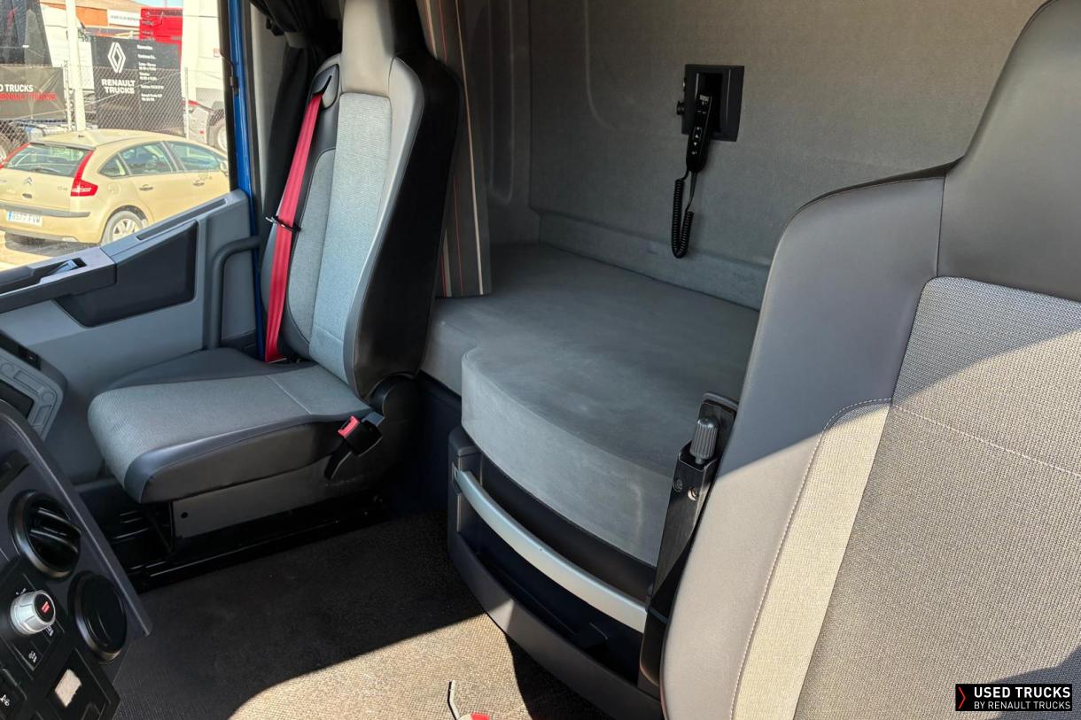 Renault Trucks T 520