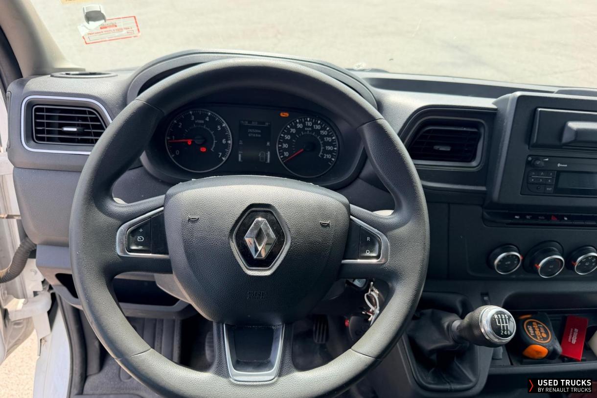 Renault Trucks Master 145